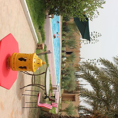 טרודאנט Maison D'Hotes La Tour De Toile מראה חיצוני תמונה