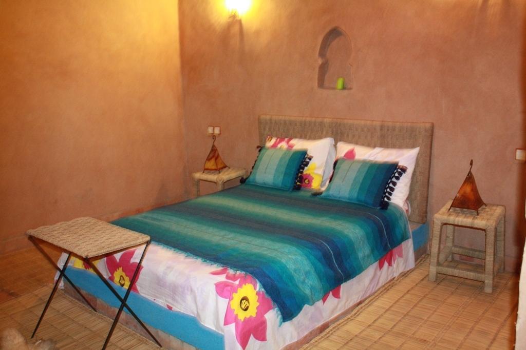 טרודאנט Maison D'Hotes La Tour De Toile חדר תמונה