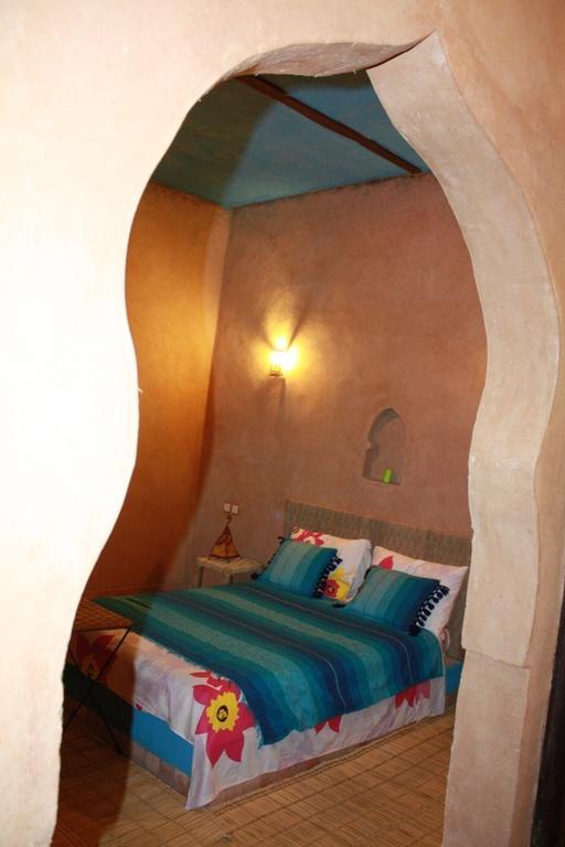 טרודאנט Maison D'Hotes La Tour De Toile חדר תמונה