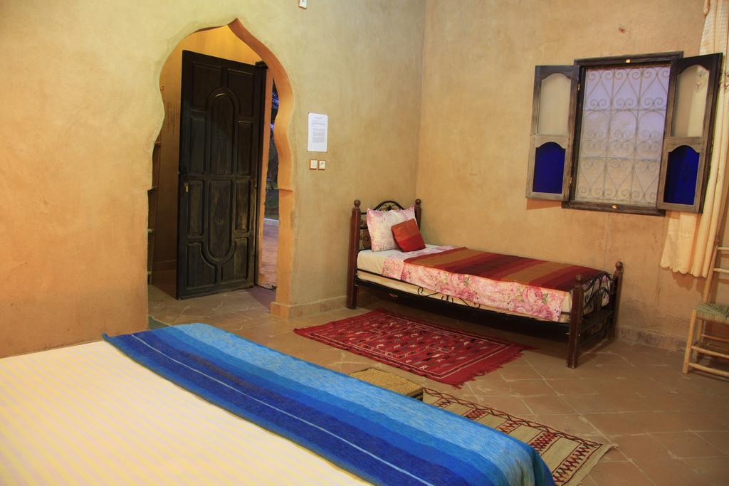 טרודאנט Maison D'Hotes La Tour De Toile מראה חיצוני תמונה