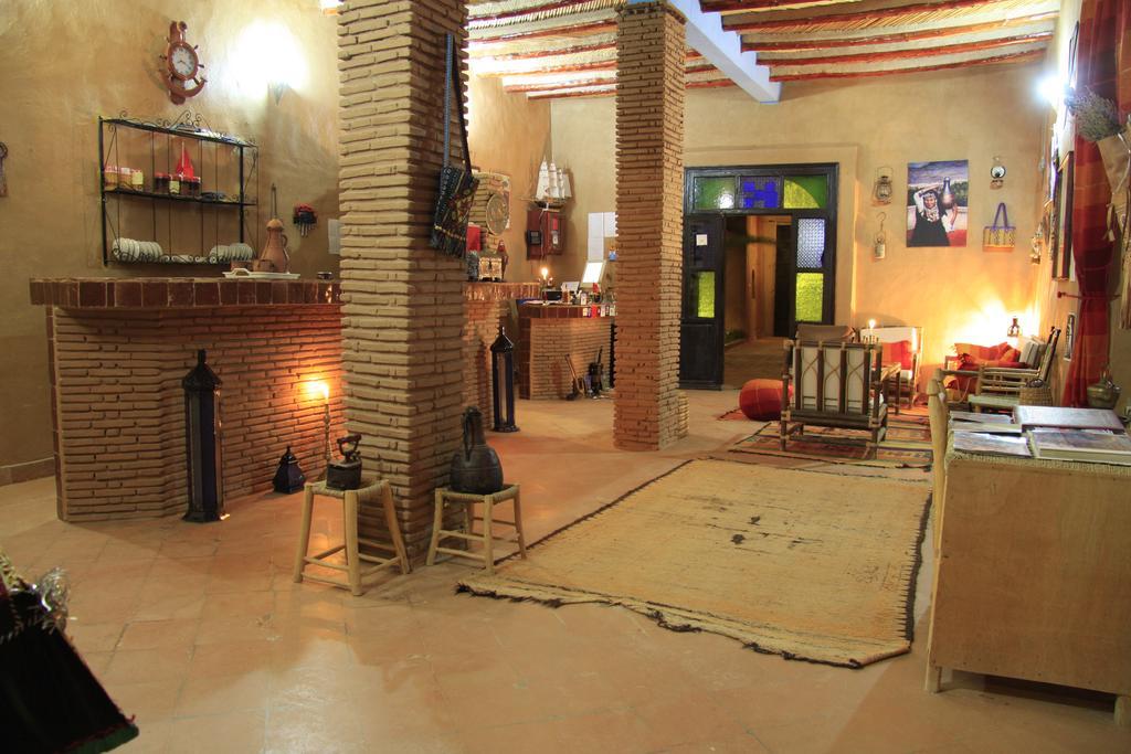 טרודאנט Maison D'Hotes La Tour De Toile מראה חיצוני תמונה