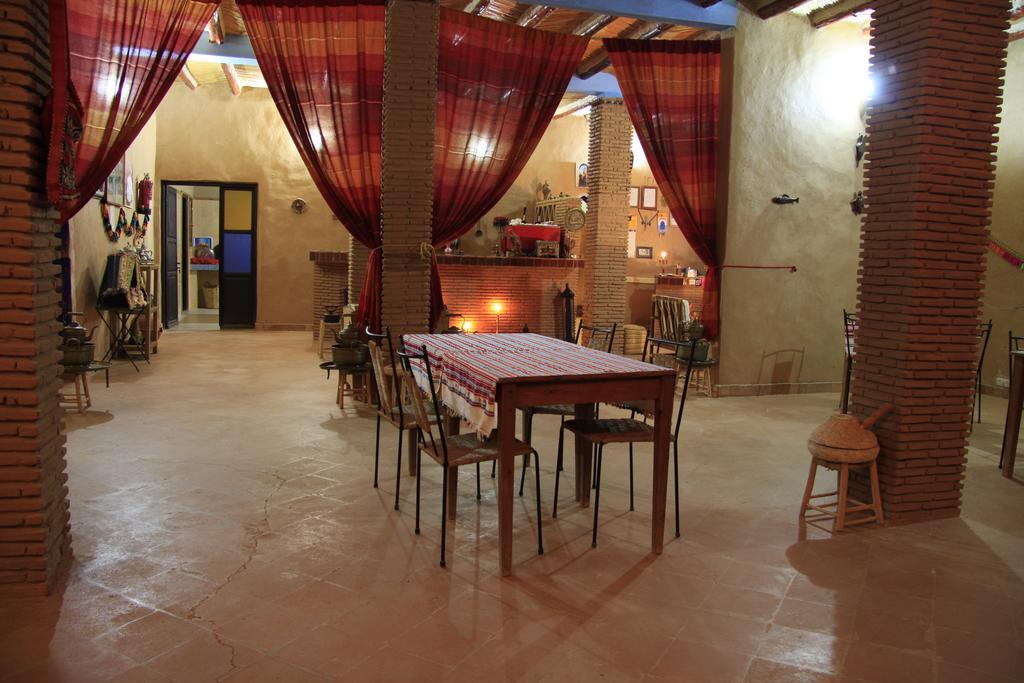 טרודאנט Maison D'Hotes La Tour De Toile מראה חיצוני תמונה