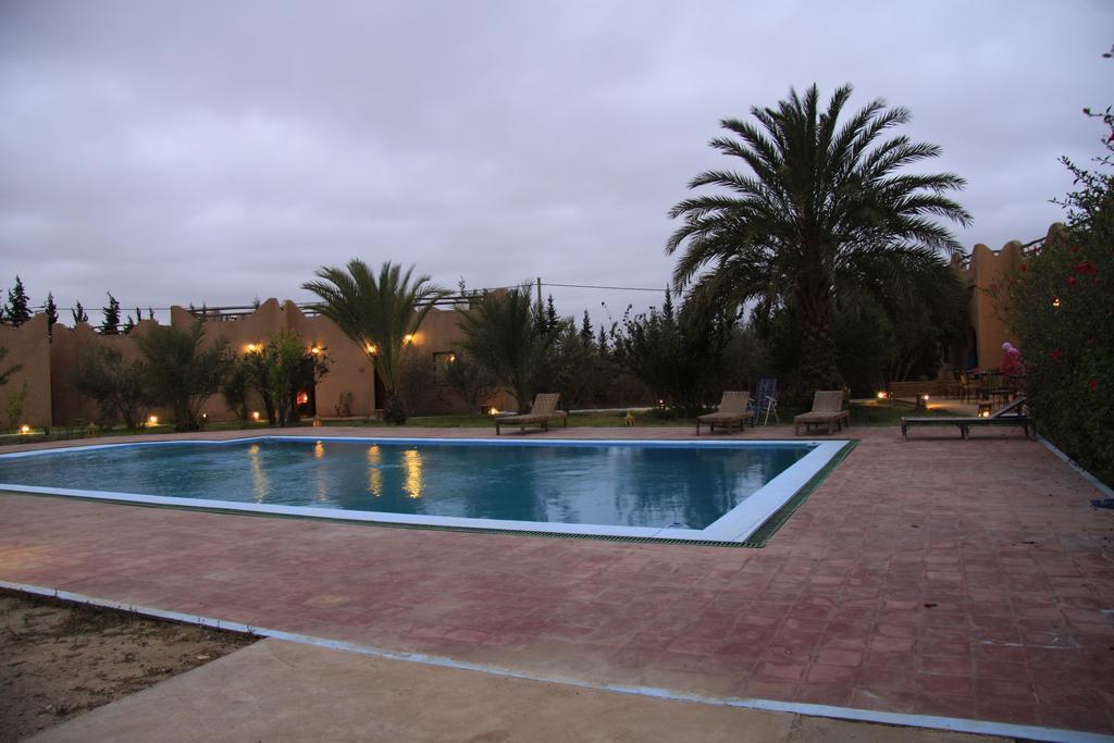 טרודאנט Maison D'Hotes La Tour De Toile מראה חיצוני תמונה