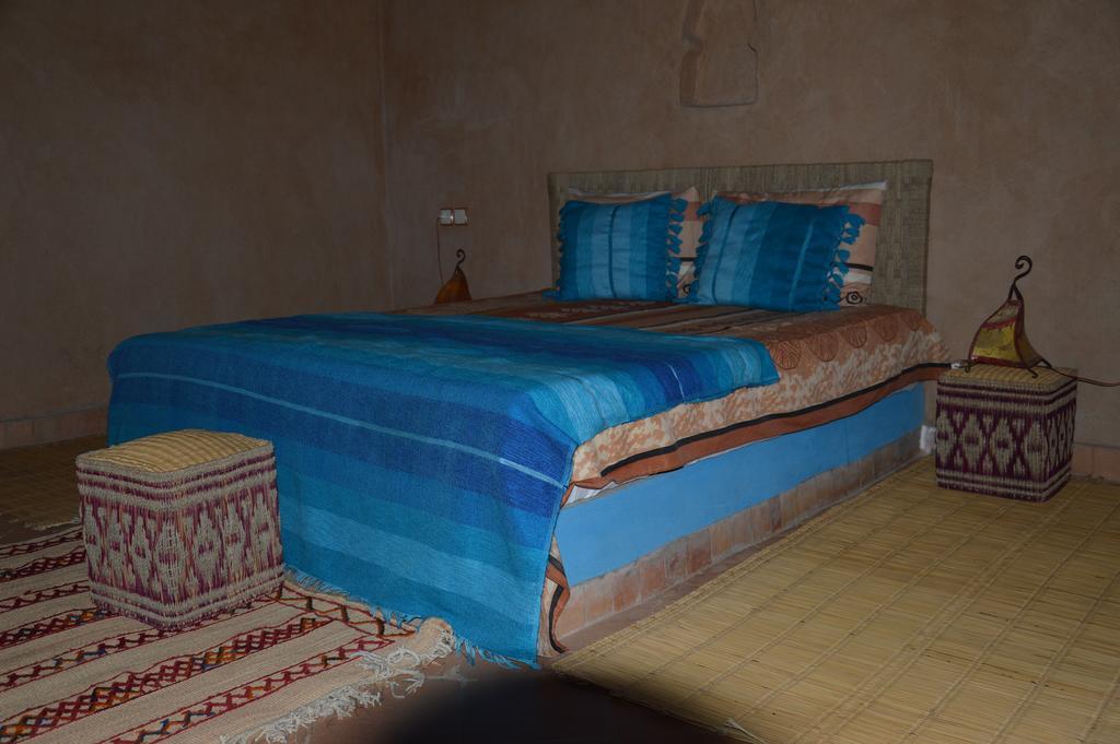 טרודאנט Maison D'Hotes La Tour De Toile מראה חיצוני תמונה