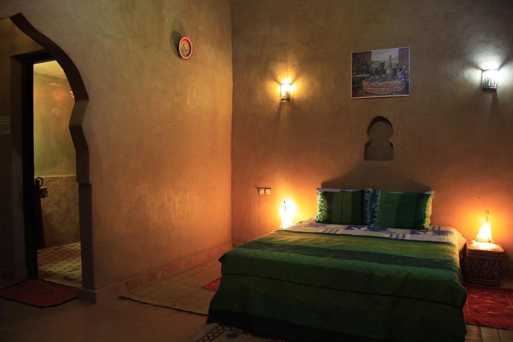 טרודאנט Maison D'Hotes La Tour De Toile מראה חיצוני תמונה